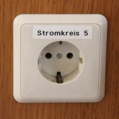 fünf
